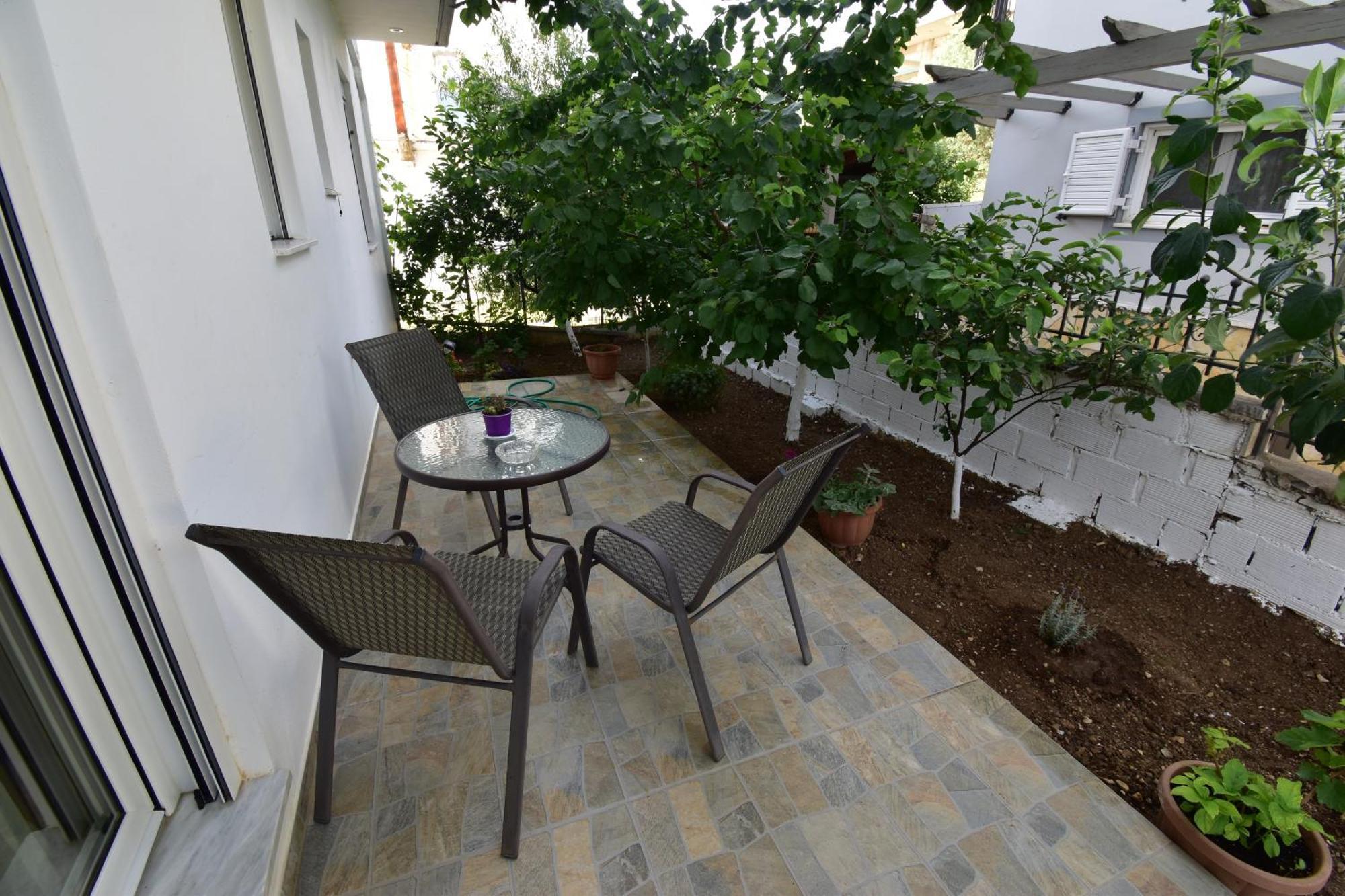 Magenta Apartment อีกูเมนิทซา ภายนอก รูปภาพ